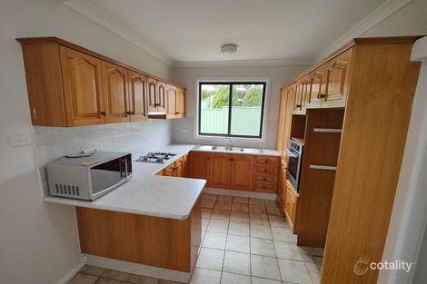 Property photo of 27 Dawn Drive Seven Hills NSW 2147