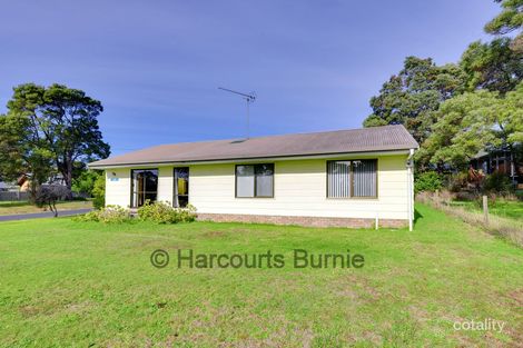 Property photo of 32 Bridge Street Sisters Beach TAS 7321