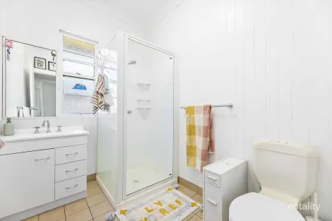 Property photo of 13 Albert Lane Newtown QLD 4350