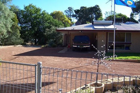 Property photo of 16 Berry Brow Road Bakers Hill WA 6562