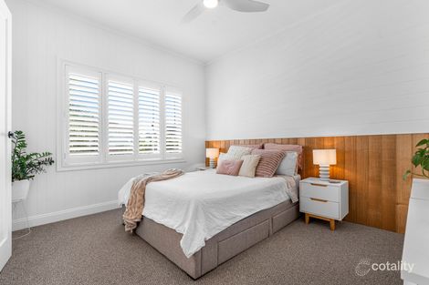 Property photo of 14 Granada Street Wynnum QLD 4178