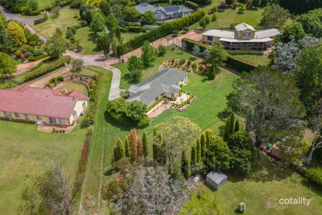 Property photo of 10 Copplestone Lane Bowral NSW 2576