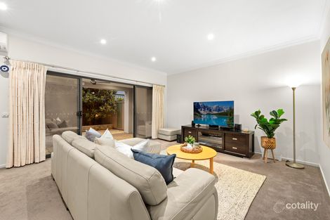 Property photo of 7 Hayman Street Berwick VIC 3806