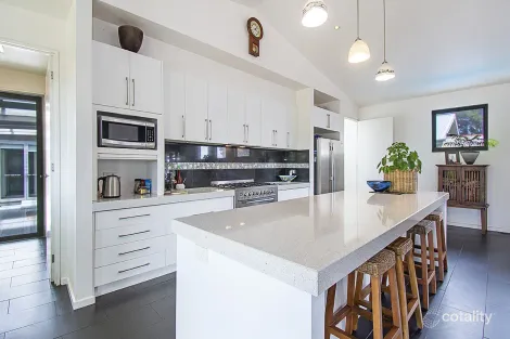 Property photo of 506 Princes Highway Port Fairy VIC 3284