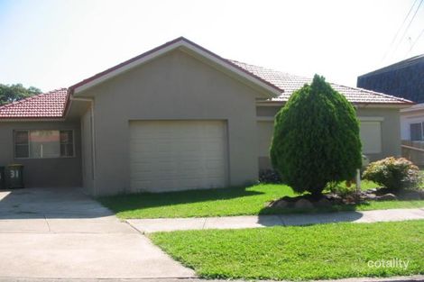 Property photo of 31 Hazelglen Avenue Panania NSW 2213