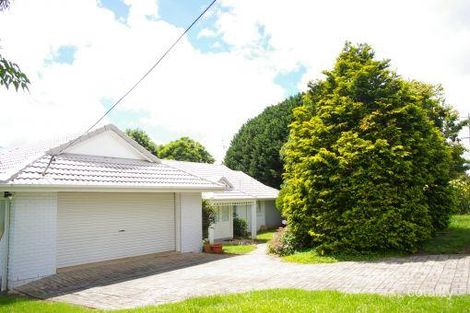 51 Dixon Ave, Maleny, QLD 4552
