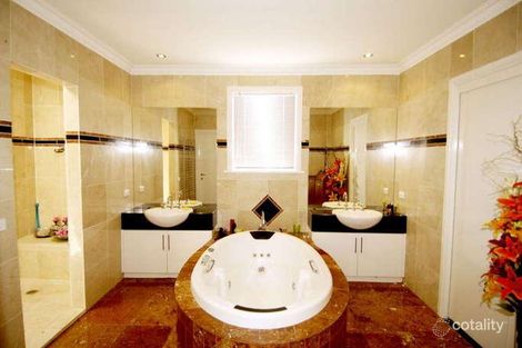 Property photo of 58-60 Fontaine Terrace Narre Warren North VIC 3804