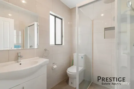 Property photo of 13 Goldsmith Close Wetherill Park NSW 2164