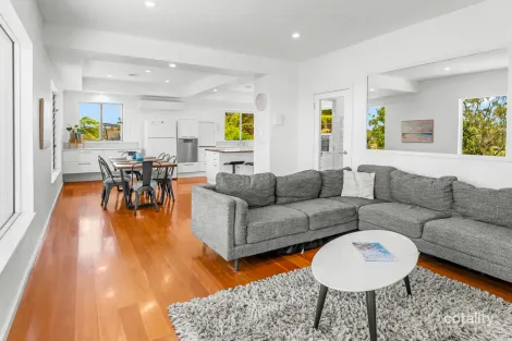 Property photo of 12 Marine Drive Forster NSW 2428