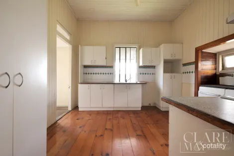 Property photo of 15 Salisbury Road Ipswich QLD 4305