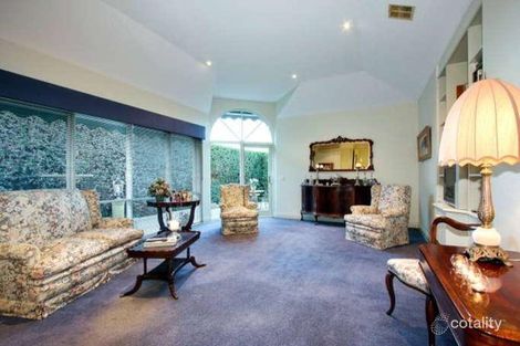 Property photo of 26 Kaleno View Balwyn VIC 3103