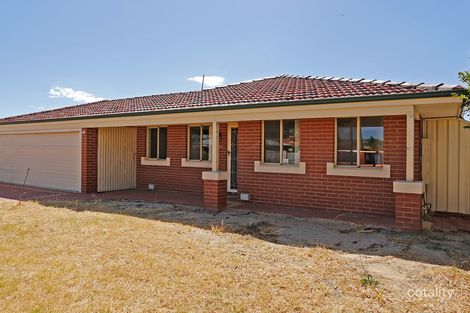 Property photo of 8 Lancaster Place Maddington WA 6109