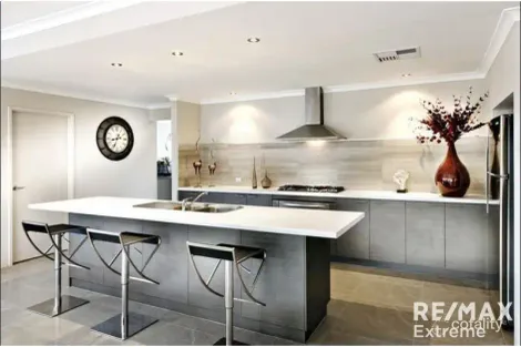 Property photo of 9 Solaia Loop Woodvale WA 6026