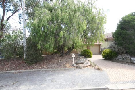 12 Gem St, Aberfoyle Park, SA 5159