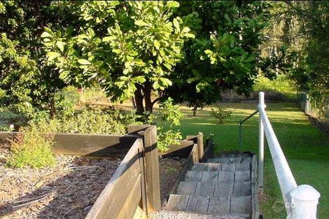 13 Youngs Rd, Glass House Mountains, QLD 4518