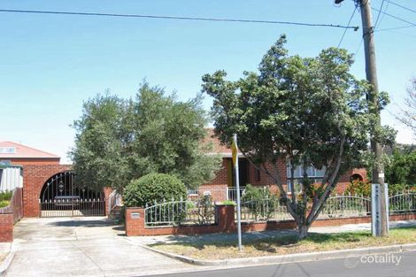 Property photo of 2 Fremont Parade Sunshine West VIC 3020