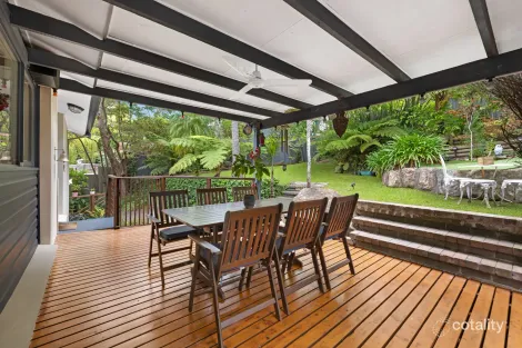 Property photo of 5 Bundanoon Place Hornsby Heights NSW 2077