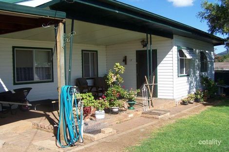 17 Hawkins St, Wellington, NSW 2820