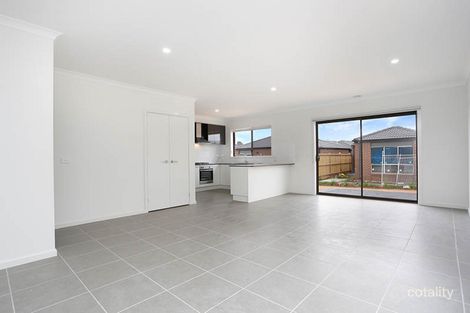 Property photo of 16 Eucalyptus Circuit Diggers Rest VIC 3427