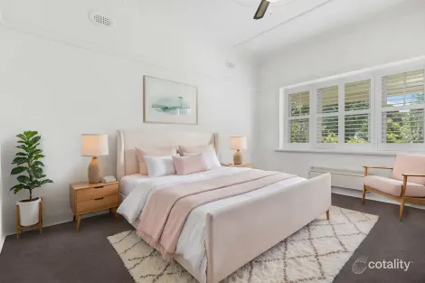 Property photo of 70 Centre Road Brighton East VIC 3187