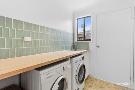 Property photo of 29 Dabchick Drive Burleigh Waters QLD 4220