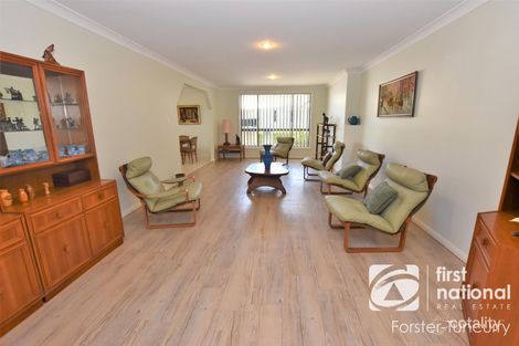 Property photo of 10 Asplenii Crescent Tuncurry NSW 2428
