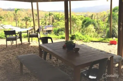 Property photo of 11 Jones Road Cannonvale QLD 4802