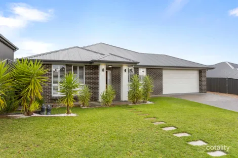 Property photo of 8 Mertz Place Meadows SA 5201