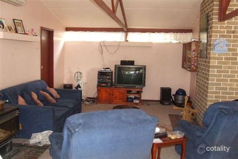 7 Wyoming Ave, Burrill Lake, NSW 2539