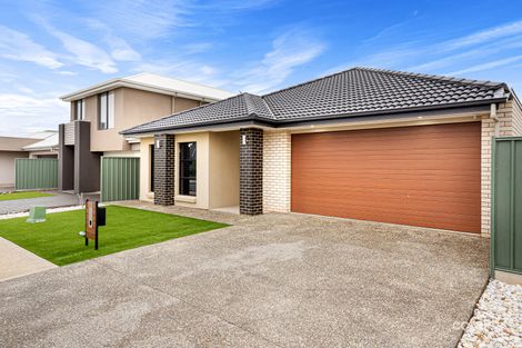 Property photo of 60 Mahogany Circuit Parafield Gardens SA 5107