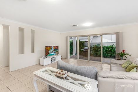 Property photo of 9 Cringle Place Mount Ommaney QLD 4074