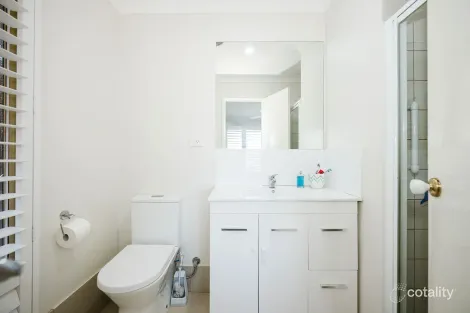 Property photo of 19 Solquest Way Cooloongup WA 6168