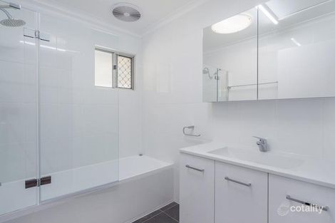 Property photo of 2 Manfred Street Boronia Heights QLD 4124