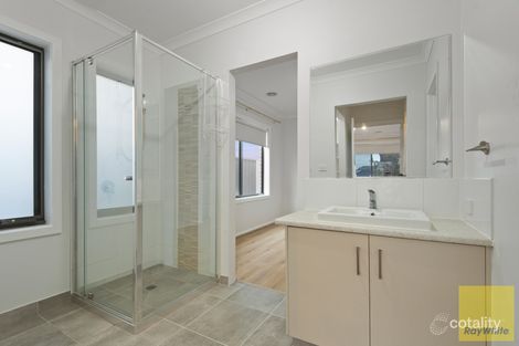 Property photo of 20 Artfield Drive Werribee VIC 3030