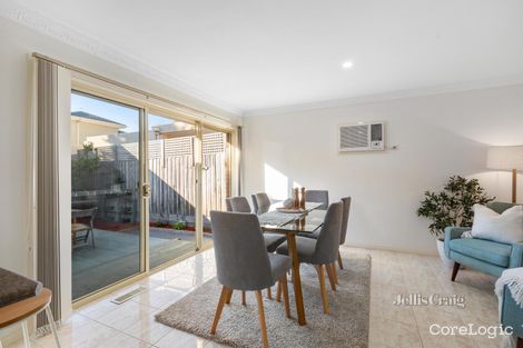 Property photo of 1/20 Meadow Crescent Mount Waverley VIC 3149