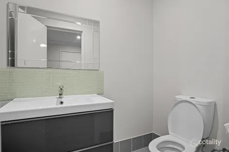 Property photo of 10 Petrona Crescent Piara Waters WA 6112