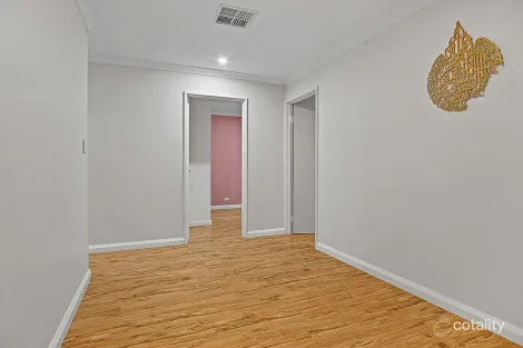 Property photo of 10 Petrona Crescent Piara Waters WA 6112