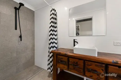 Property photo of 30 Barina Avenue Kilaben Bay NSW 2283