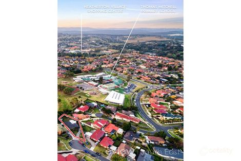 Property photo of 10 Heathcote Court Endeavour Hills VIC 3802