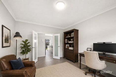 Property photo of 28 Windeyer Street Renwick NSW 2575
