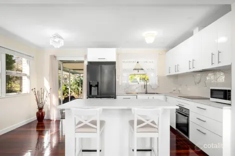 Property photo of 303 Orange Grove Road Salisbury QLD 4107