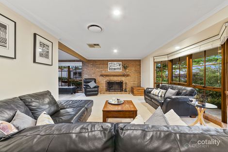 Property photo of 19 Lydia Mary Drive Berwick VIC 3806