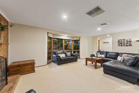 Property photo of 19 Lydia Mary Drive Berwick VIC 3806
