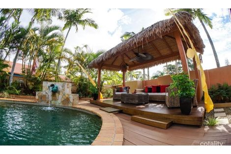 5 Aroona Ave, Broadbeach Waters, QLD 4218