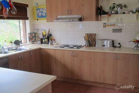 Property photo of 6 Tranquil Court Lakes Entrance VIC 3909