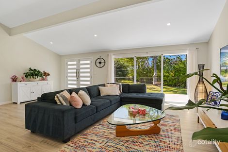 Property photo of 30 Viscount Drive Tallai QLD 4213