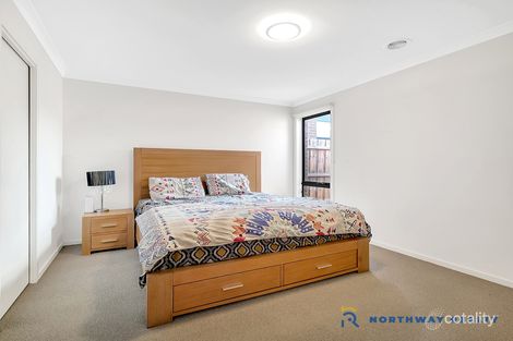 Property photo of 39 Koobush Boulevard Wollert VIC 3750