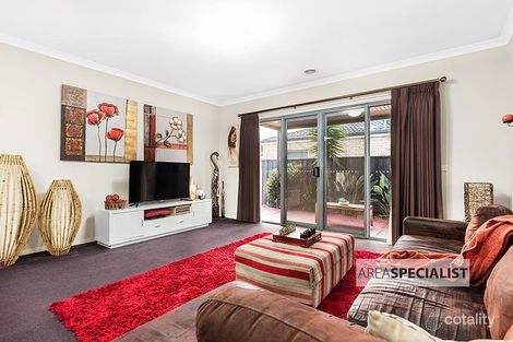 Property photo of 38 Pepperbush Circuit Cranbourne VIC 3977