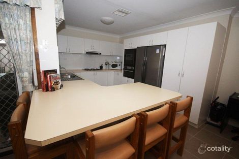 Property photo of 1 Camellia Place Lake Albert NSW 2650