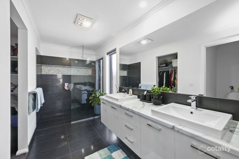 Property photo of 73 Dorset Drive Alfredton VIC 3350